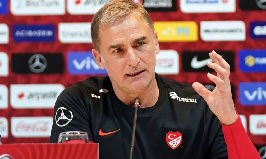 Milli Takım Teknik Direktörü Stefan Kuntz kadroya alınmamasına tepki gösteren yıldız futbolculara sert bir çıkışta bulundu