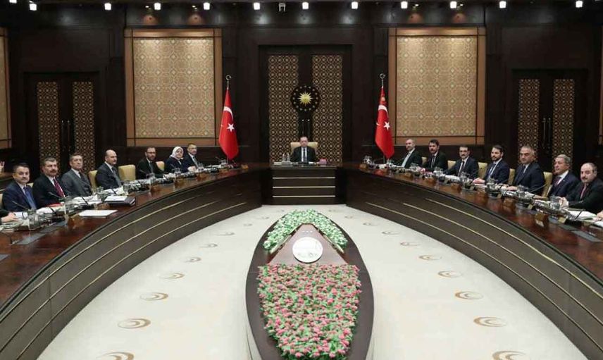 Milyonlarca emeklinin gözü Kabine Toplantısı'nda: Emekli bayram ikramiyesi bugün belli oluyor!