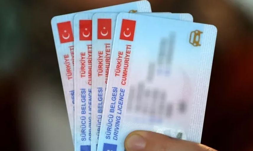 Milyonlarca sürücüyü ilgilendiriyor: İçişleri Bakanlığı uyardı para cezası var