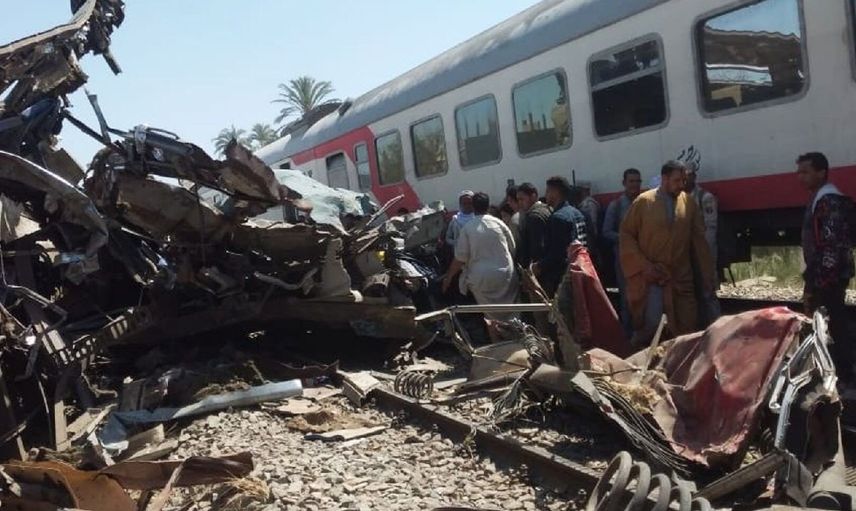 Mısır’da iki tren çarpıştı: 2 ölü, 29 yaralı