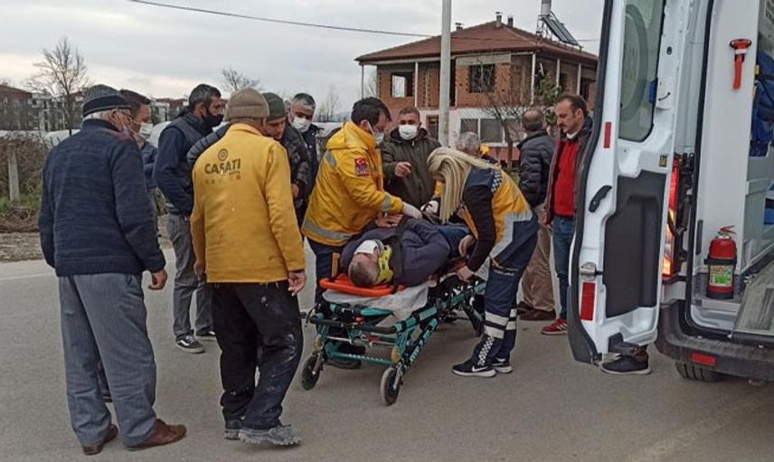 Motosiklet İle Otomobil Çarpıştı: 1 Yaralı