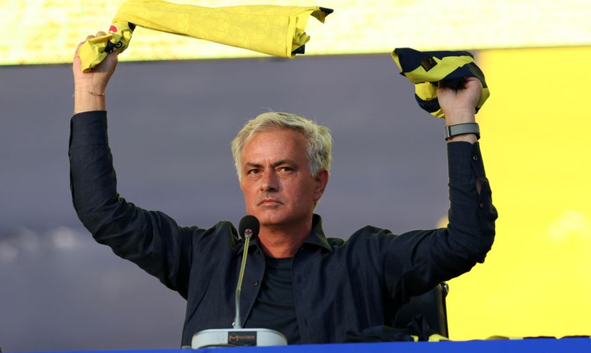 Mourinho'dan Union SG Maçına Özel Kadro Değişikliği: İlk 11 Yenileniyor!