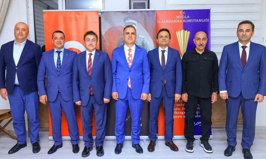 Muğla valisi akbıyık, tayini çıkan yargı mensupları için düzenlenen veda programına katıldı