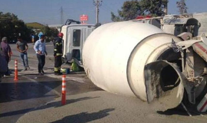 Muğla'da Beton Mikseri Devrildi