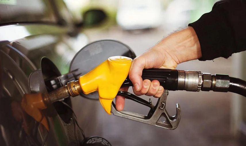 Müjdeli haber duyuruldu: Benzine indirim geliyor! 23 lira bandına çekilecek!