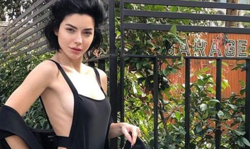 Murat Dalkılıç'ın terk ettiği Merve Boluğur kafayı yedi deniyordu! Öyle kıyafetler giyip meydana çıktı ki bakan dönüp bir daha bakıyor