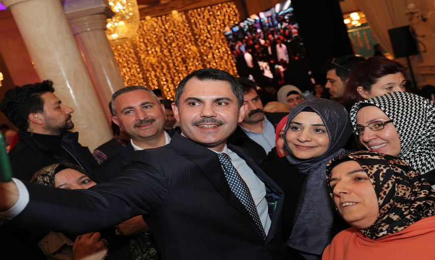 Murat Kurum, Gazianteplilerle bir araya geldi: "Bu seçimde yavrularımızın istikbaline oy vereceğiz"