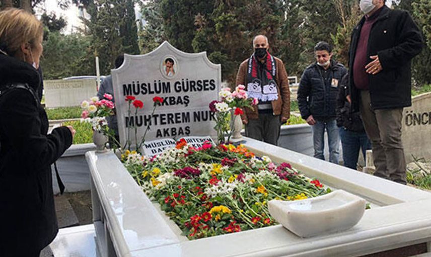 Müslüm Gürses, 8. Ölüm Yıldönümünde Mezarı Başında Anıldı!