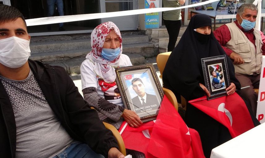 Muş'ta Evlat Nöbeti 7'inci Haftasında da Devam Ediyor