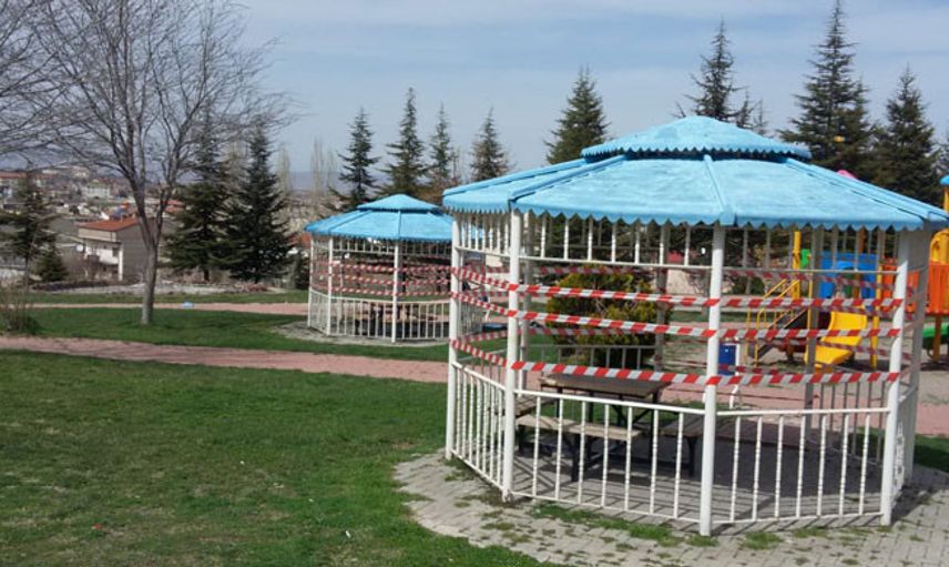 Mutant Virüsün Yaygınlaştığı İlçede Parklar Kapatıldı!