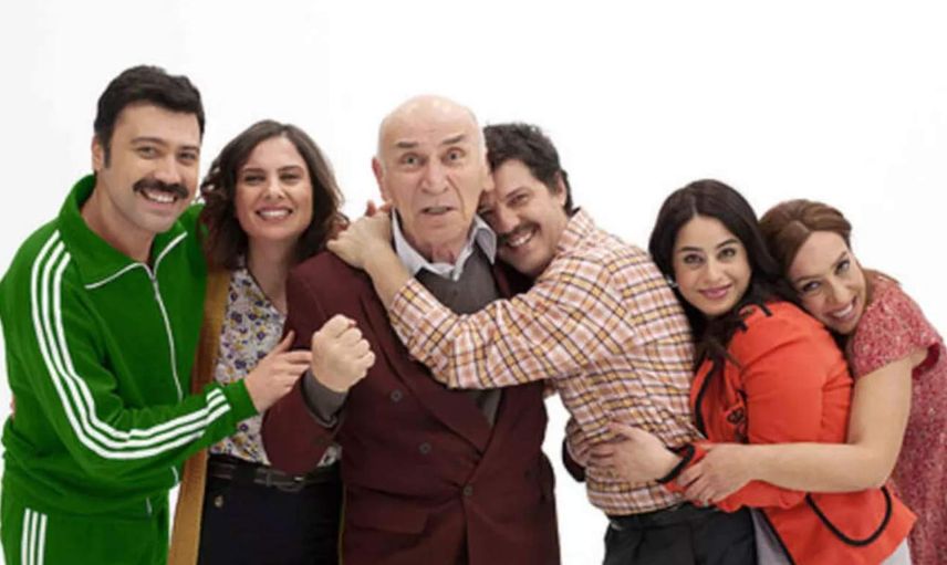 Mutlu Aile Defteri film konusu ve oyuncuları