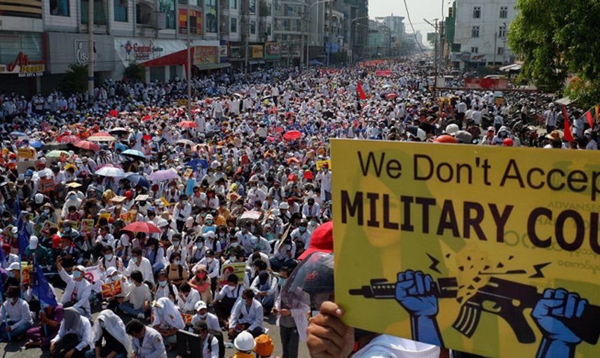 Myanmar'da Çanak Anten Yasağı