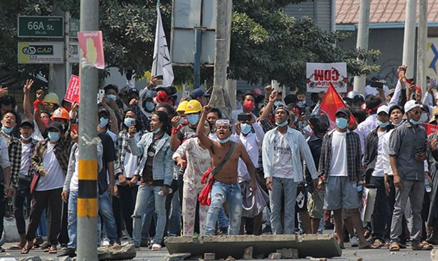 Myanmar’da Darbe Sonrası Devlet İşleyişi Durma Noktasına Geldi