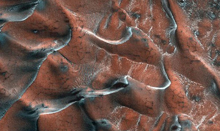 NASA, Mars'tan Yeni Fotoğraflar Geldi: Gözler Önüne Serildi!
