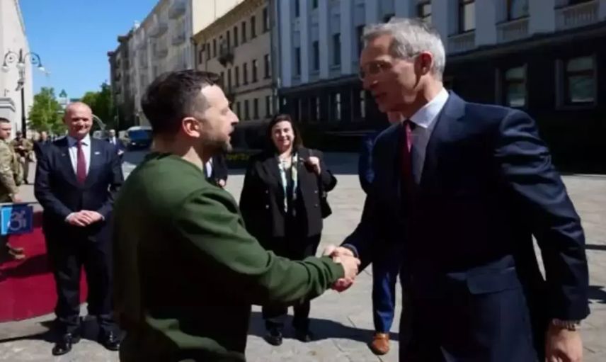 NATO Genel Sekreteri Stoltenberg'in Kiev ziyareti: Ukrayna'ya destek yolda!