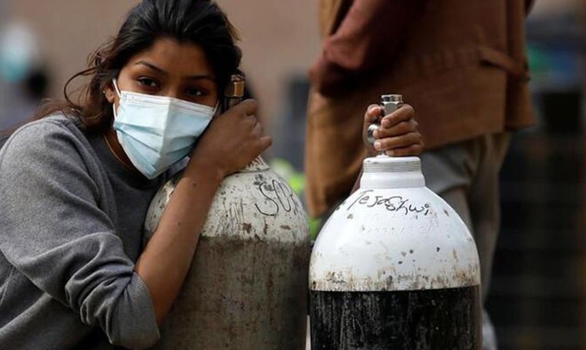 Nepal'de Koronavirüs Vakaları Yüzde 2500 Arttı! Hastanelerde Yatak ve Oksijen Tükeniyor
