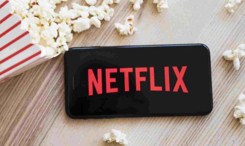 Netflix’e reklam gelecek mi, reklamlı abonelik ne zaman başlıyor? Netflix reklamlı mı olacak?