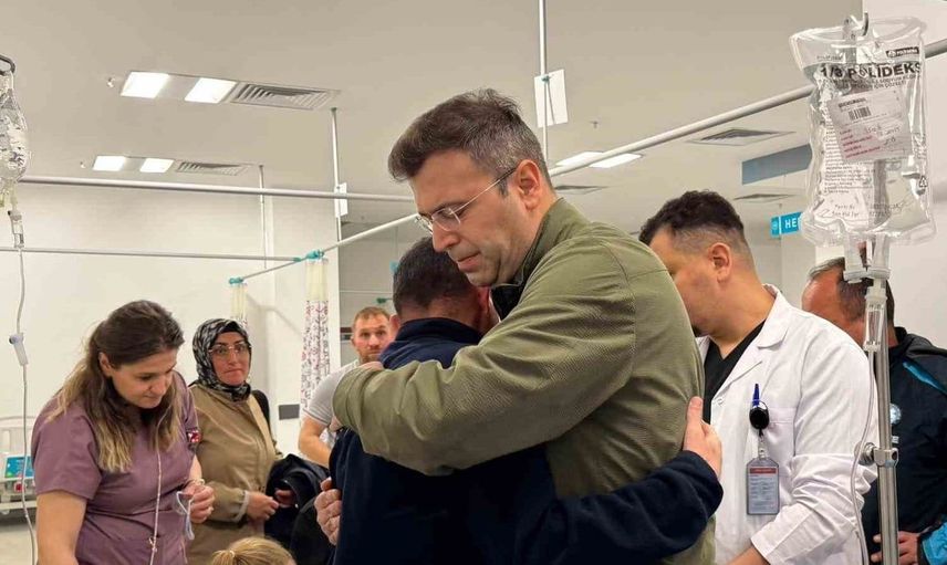 Niğde Valisi Akmeşe, Sel Felaketinin Ardından Yaralıları Ziyaret Etti