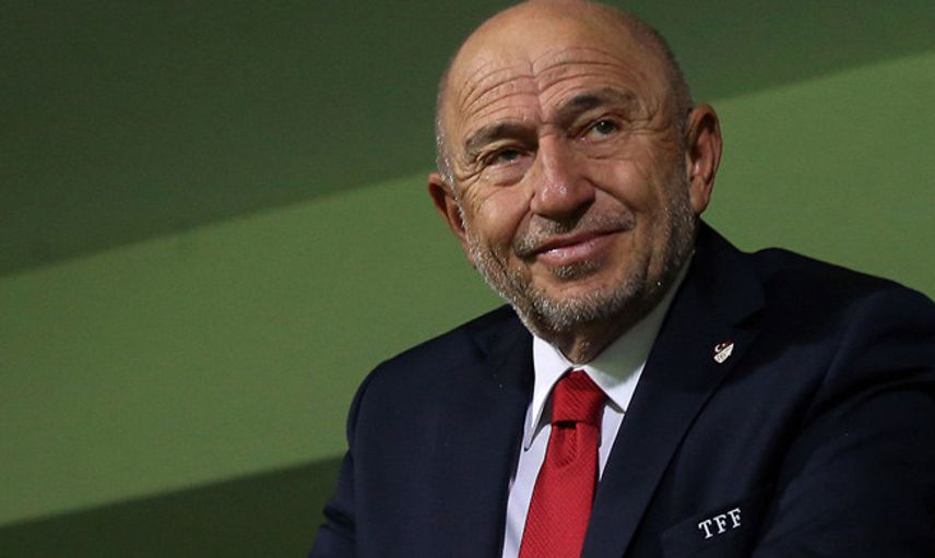 Nihat Özdemir'den Seyirci Açıklaması