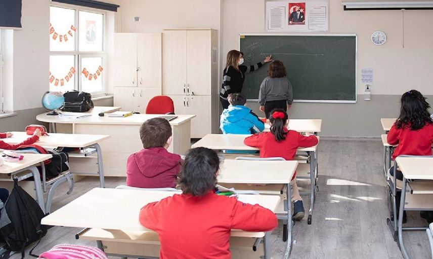Nisan ara tatil ne zaman 2023? İkinci ara tatil hangi tarihte başlıyor? 2023 MEB ara tatil tarihi