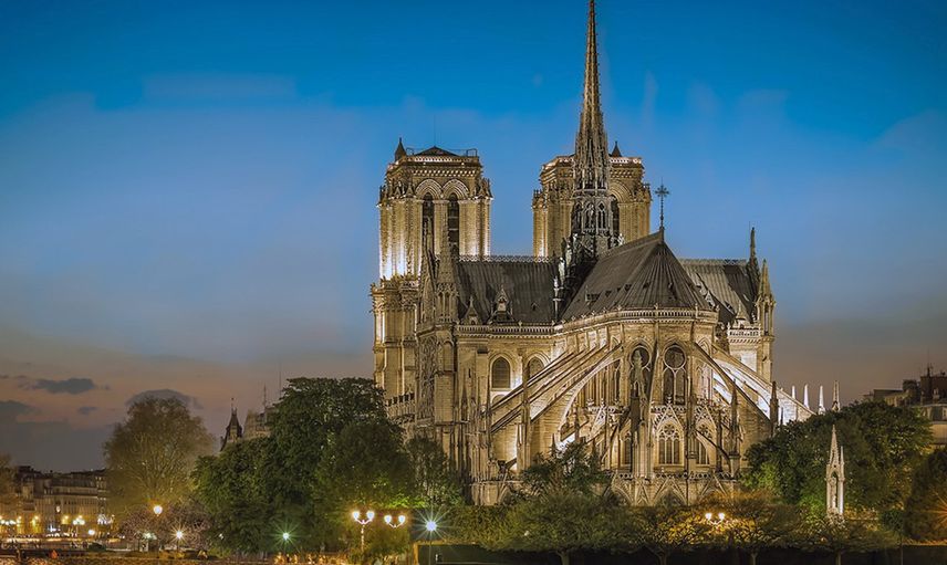 Notre Dame Katedrali Ne Zaman Yapıldı, Neden Yandı?