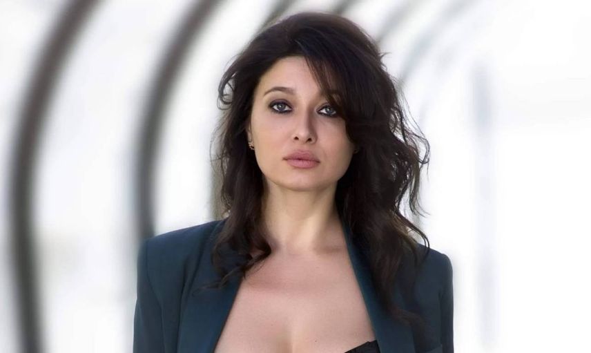 Nurgül Yeşilçay tatil sezonunu açtı! Yeşilçay sevgilisi ile Marmaris koylarında tatilin tadını çıkarıyor