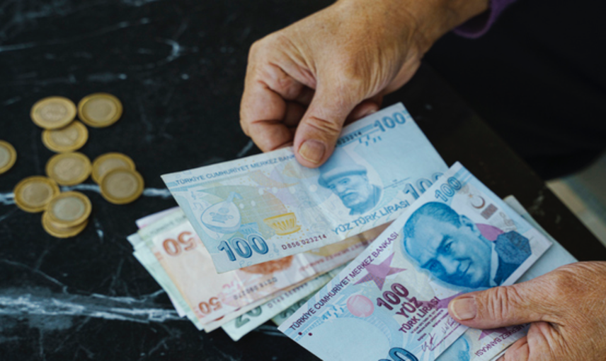 O banka bayram harçlığı niyetine kredi dağıtıyor! %0,99 faiz sizi bekliyor