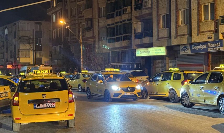 Oğuz Erge’yi meslektaşları yalnız bırakmadı: Cenazesi 250 araçlık taksi konvoyuyla adli tıpa getirildi!