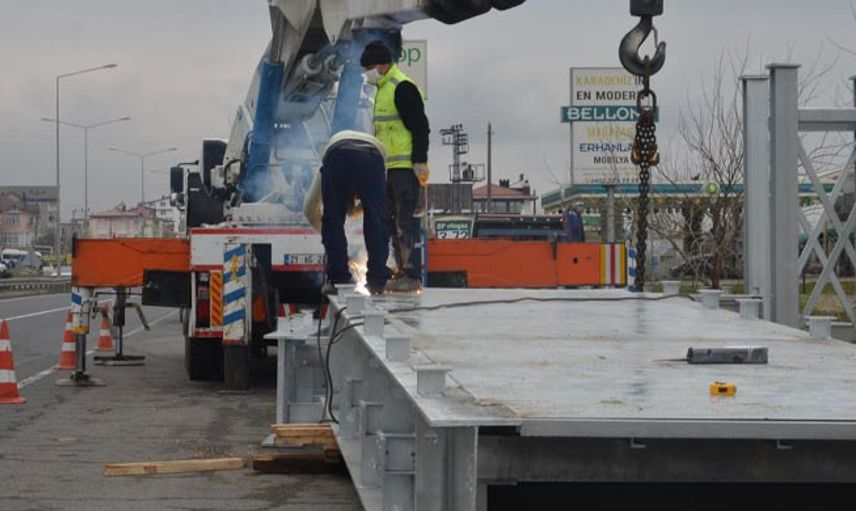 Ordu’da Hastane Önüne Üst Geçit Yapma Çalışmaları Başladı