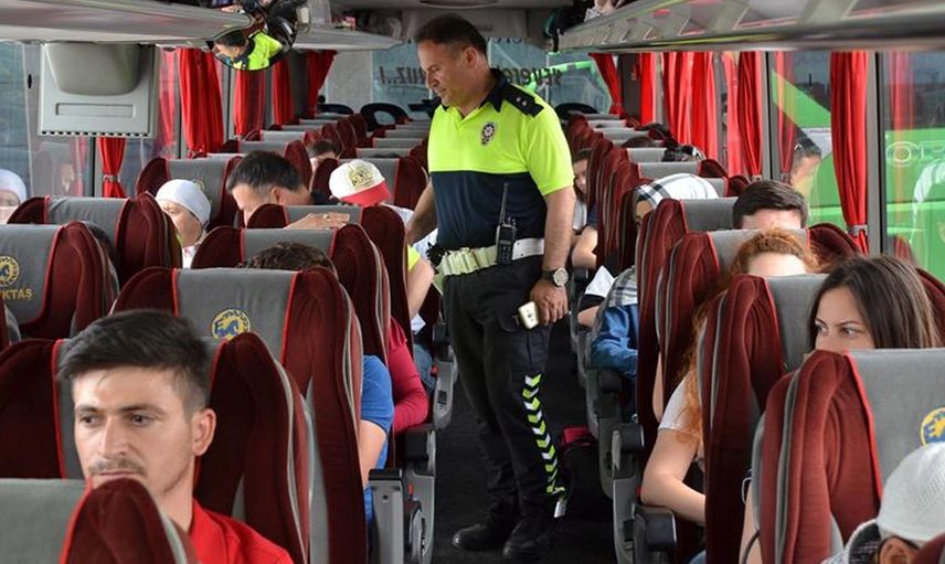 Otobüs yolculuğu yapacaklara dikkat! Emniyet kemeri zorunlu oldu!
