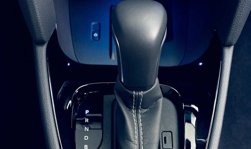 Otomatik vites ehliyeti nedir, nasıl alınır? Otomatik vites ehliyeti alanlar manuel kullanabilir mi? Otomatik vites ehliyetinde yaş sınırı