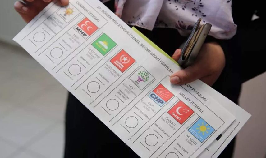 Oy kullanacak milyonlarca vatandaşı ilgilendiriyor: Seçmen listeleri yarın askıya çıkacak