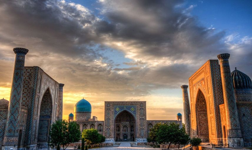 Özbekistan'da Cumhurbaşkanlığı Seçimleri İçin Oy Kullanımı Başladı