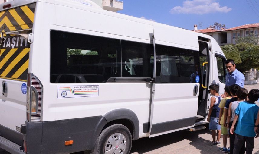 Özel okullar UKOME kararını dinlemiyor: Servis fiyatlarına fahiş zam