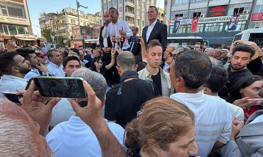 Özgür Özel: Cumhuriyet Halk Partisi'ne darbe yapılıyor