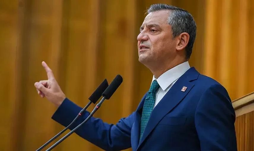 Özgür Özel'den madencilere destek