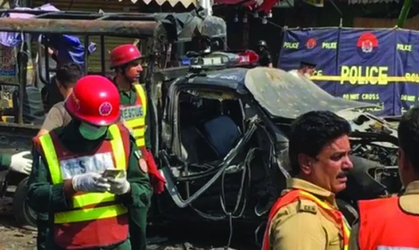 Pakistan'da Patlama: 9 Kişi Hayatını Kaybetti