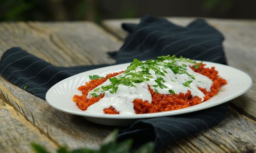 Pancarlı Bulgurlu Pezzik Cacığı Tarifi