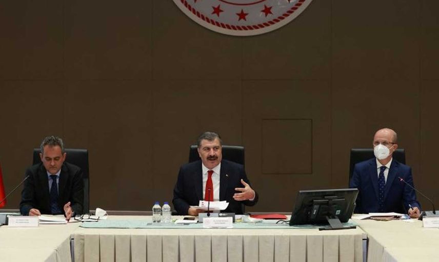 Pandemi endemiye dönecek: Gözler Ramazan bayramı sonrası Bilim Kurulu ve Kabine kararlarında