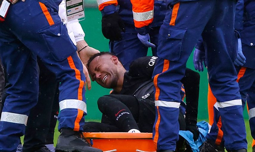 Paris Saint Germain'e Neymar'dan Kötü Haber!