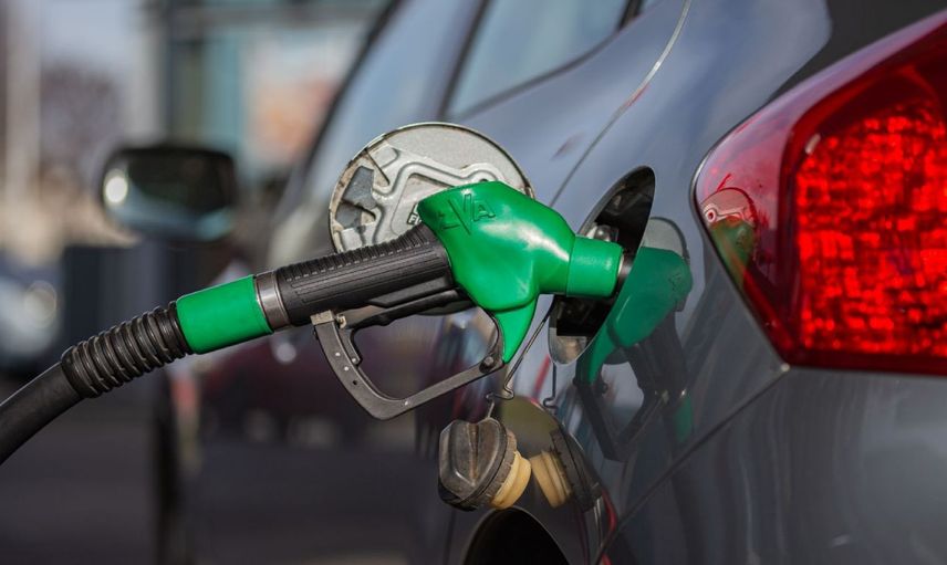 Petrol ve döviz geriledi: Akaryakıt fiyatlarına indirim geliyor