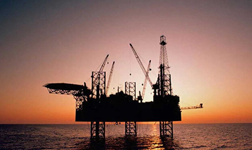 Petroldeki düşüş akaryakıt fiyatlarına yansır mı? Brent petrolde 15 dolar düşüş gerçekleşti: Akaryakıt fiyatlarında indirim bekleniyor!