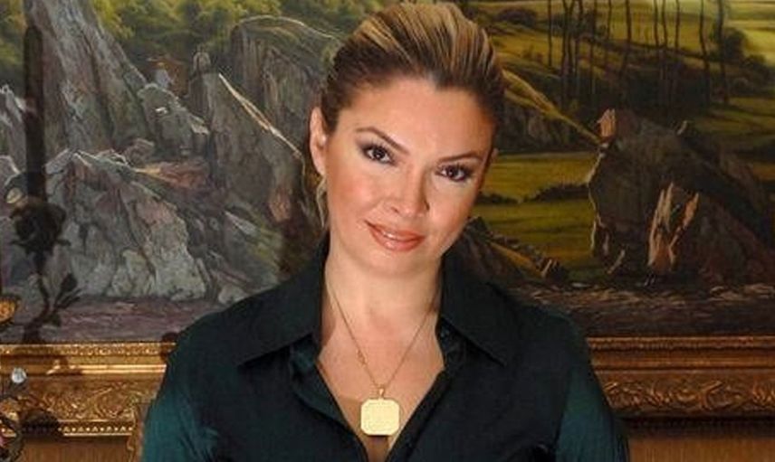 Pınar Eliçe canlı yayında yıllar önce eski nişanlısının gazinoya verdiği parayla çıktığını öğrenince gözyaşlarına hakim olamadı