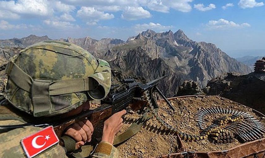 PKK’lı Terörist Güvenlik Güçlerine Teslim Oldu