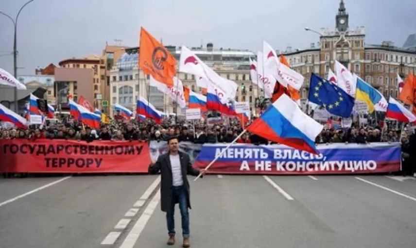 Putin'in Suikast Yaptırarak Öldürttüğü Boris Nemtsov Gösterilerle Anıldı