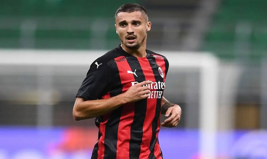 Rade Krunic kimdir, nereli ve kaç yaşında? Fenerbahçe’nin yeni transferi Rade Krunic hangi takımdan geldi? Rade Krunic biyografisi ve istatistikleri