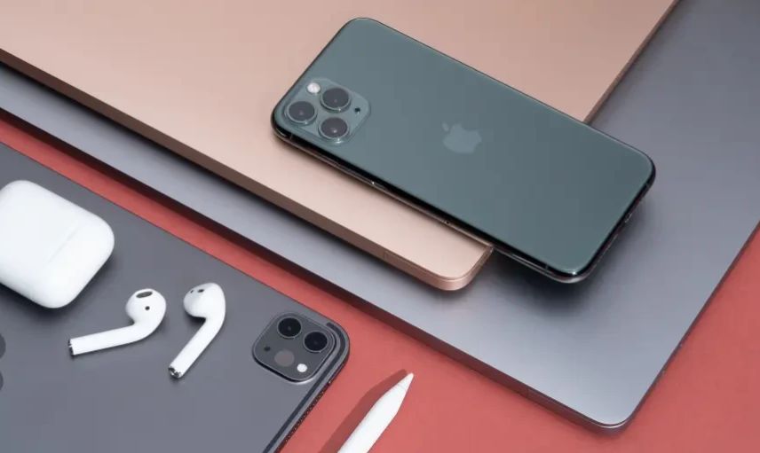 Rakipleri Karşısındaki Gücü ile Eskimeyen iPhone Serileri