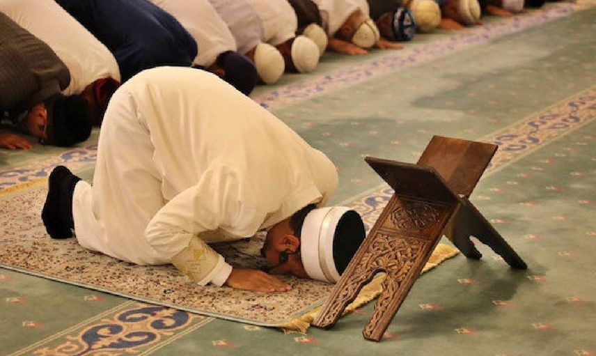 Ramazan ayı 3. günü namazı nedir, nasıl kılınır? Ramazan ayının ilk günü namazı ne zaman kılınır, kılınışı nasıldır? Ramazan ayı çekilecek tesbihleri ve zikirleri