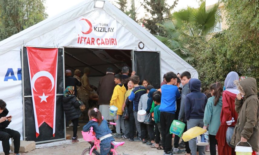 Ramazan bereketi Kızılay’la çoğalıyor Yardımseverler bayramda Kızılay eliyle destek oluyor