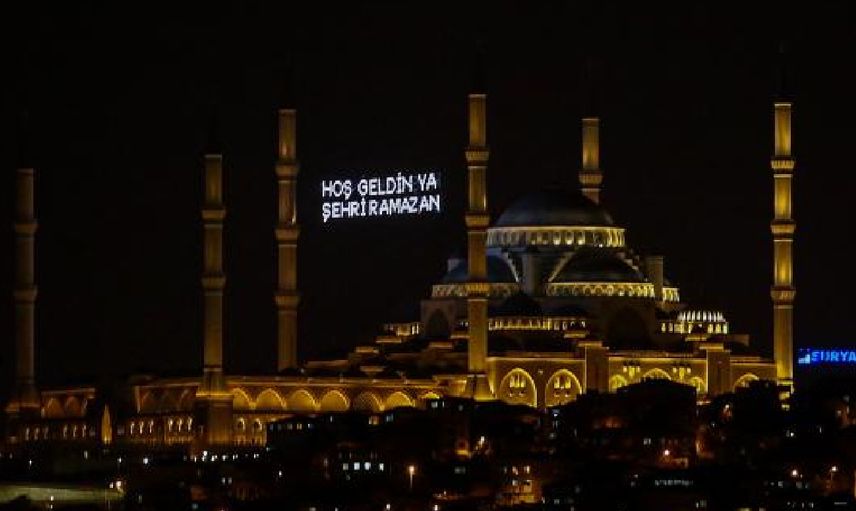 Ramazan ne zaman başlıyor, ne zaman oruç tutucaz? 2022 ilk oruç ne zaman başlıyor? Oruç için ilk sahura hangi gece kalkılacak?
